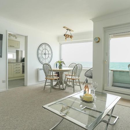 Tides - Beach Front Apartment In Bracklesham Bay Chichester Kültér fotó